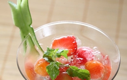 'Order' thực đơn cưới phong cách Âu
